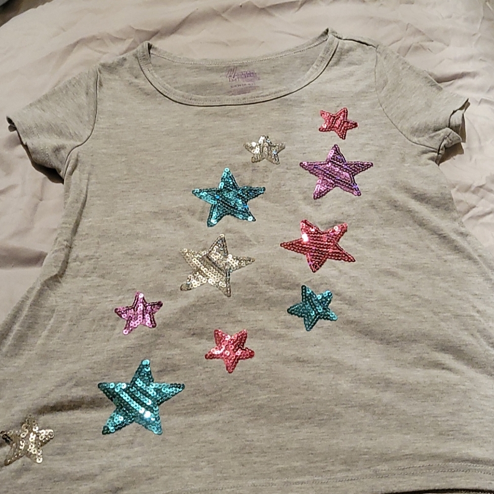 💜Bundle 4 for $20💜Girls gray shirt size 6